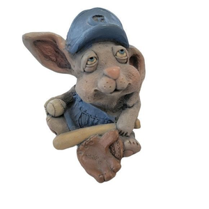 Frumps D & D Studios Bunny Rabbit Figurine with baseball‎ cap bat ball vintage